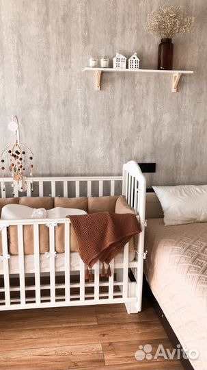 Детская кроватка с маятником + матрас