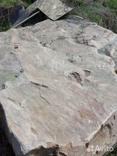 Природный камень