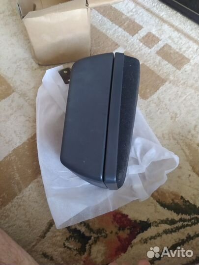 Подлокотник priora 1