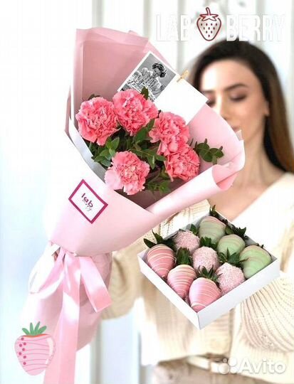 Клубника в шоколаде, букеты из клубники