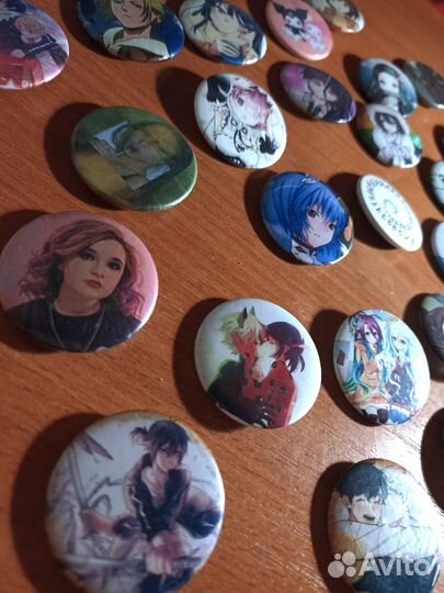 Аниме значки на рюкзак