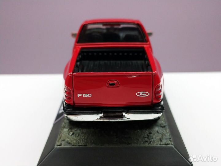 1:43 Ford F-150