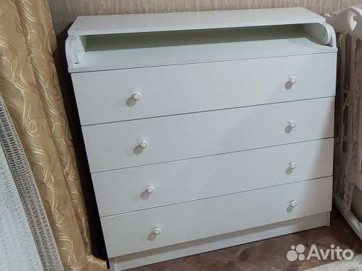 Пеленальный комод белый