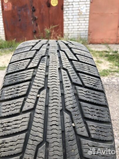 Nokian Tyres Hakkapeliitta R 215/60 R17