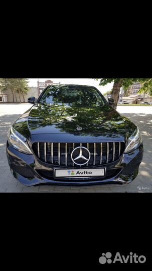 Авто в прокат Мерседес для ваших поездок