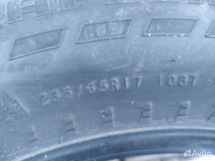 Nokian Tyres Hakkapeliitta 7 SUV 235/65 R17 108T