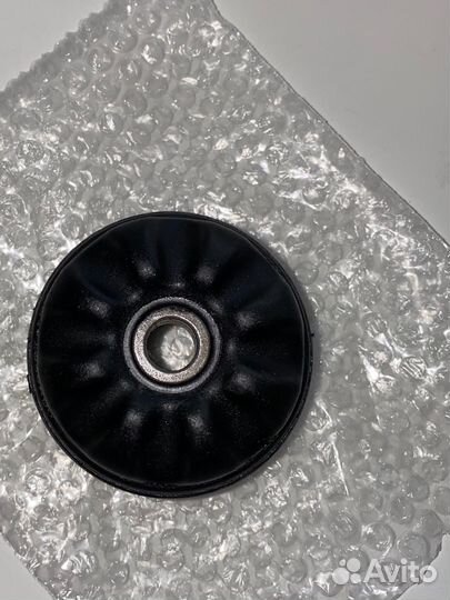 Новый сайлентблок пневмостойки Mercedes W166