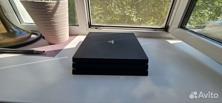 Sony playstation 4 pro 1tb
