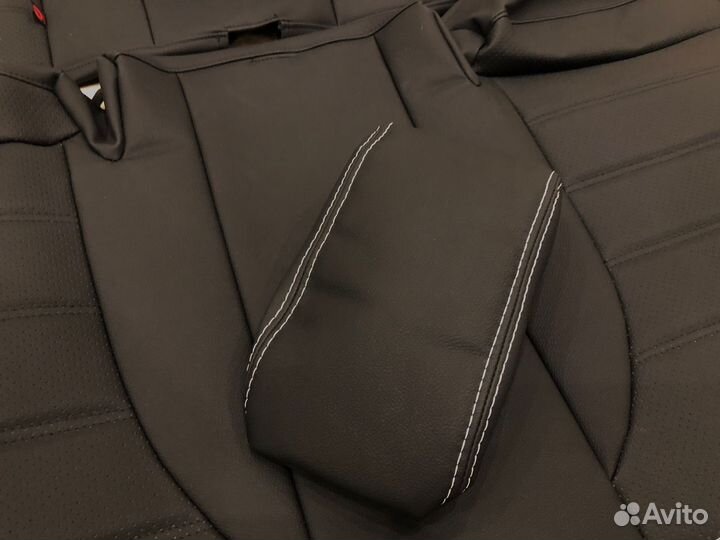 Чехлы на mitsubishi l200