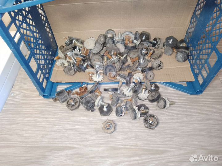 Ножки для стиральной машины