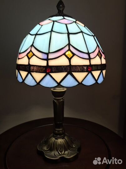 Лампа настольная в стиле Тиффани новая