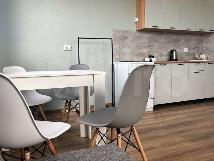 Комната 20 м² в 3-к., 17/22 эт.