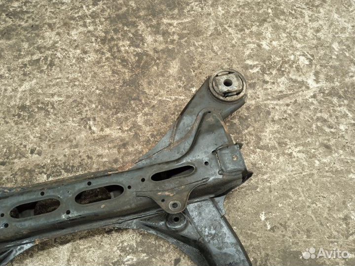 Балка подмоторная Porsche Cayenne 958 3.6 2010