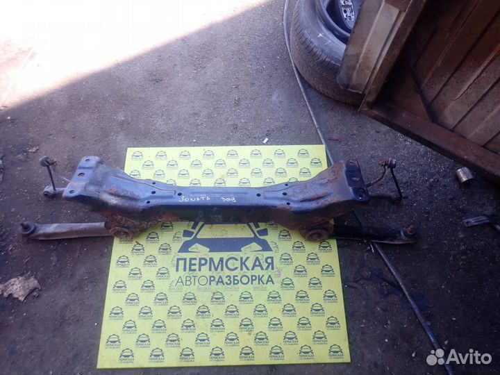 Балка задняя для Hyundai Sonata IV (EF) / Sonata