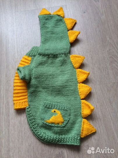 Платье и свитер для собачки