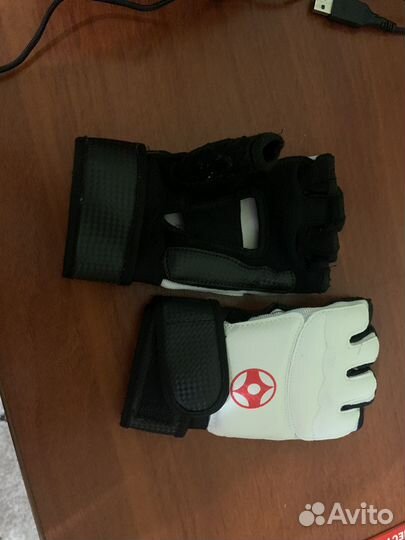 Перчатки для каратэ детские