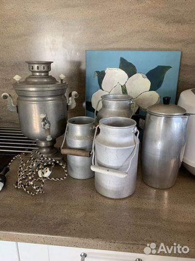 Самовар и бидоны