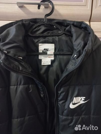 Куртка Nike женская (40 )