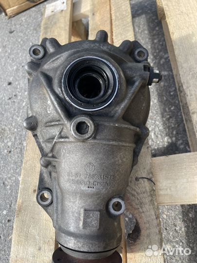 Редуктор Bmw X5 2012 3151756734505 E70, передний