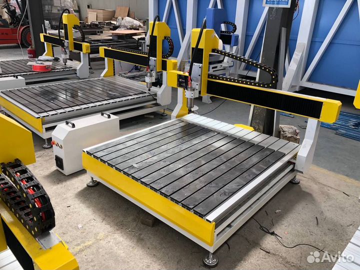 Фрезерный станок с чпу 9012 из наличия
