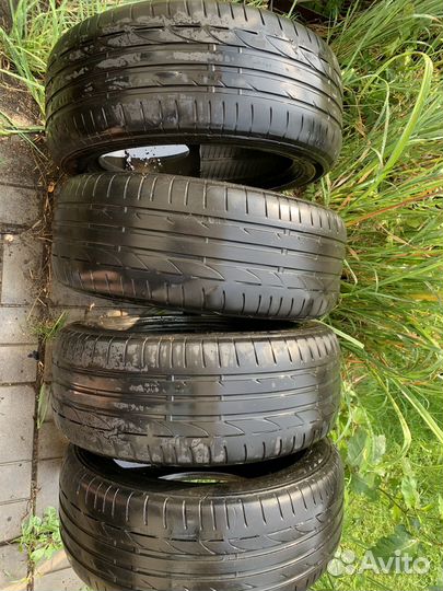 Bridgestone Potenza S001 225/50 R17