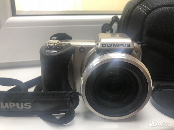 Компактный фотоаппарат