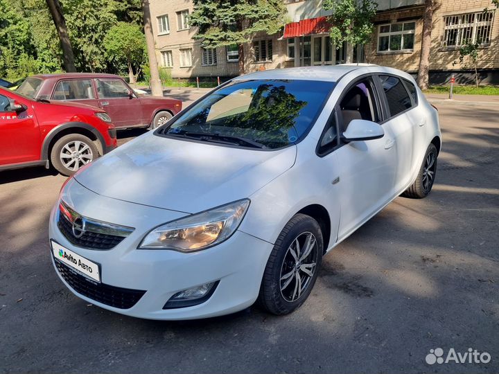 Opel Astra 1.4 МТ, 2010, 179 000 км