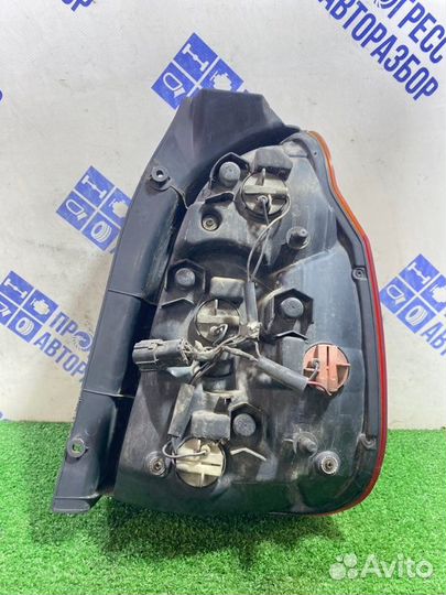 Фонарь задний левый Hyundai Terracan внедорожник