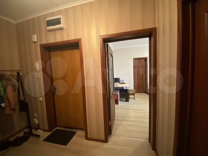 3-к. квартира, 92 м², 10/18 эт.