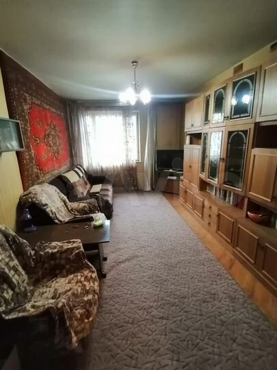 Комната 19 м² в 3-к., 1/17 эт.