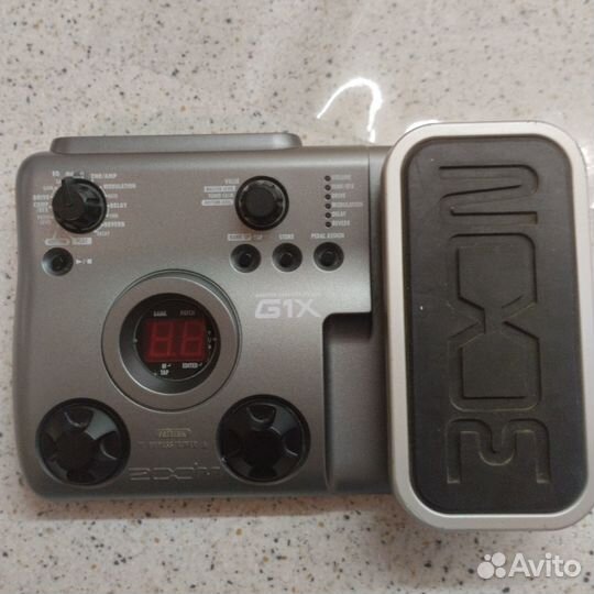 Гитарный процесор Zoom G1X