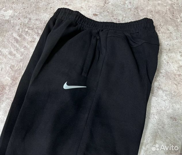 Спортивные костюмы Nike