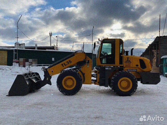 Телескопический погрузчик Builder TL35, 2023