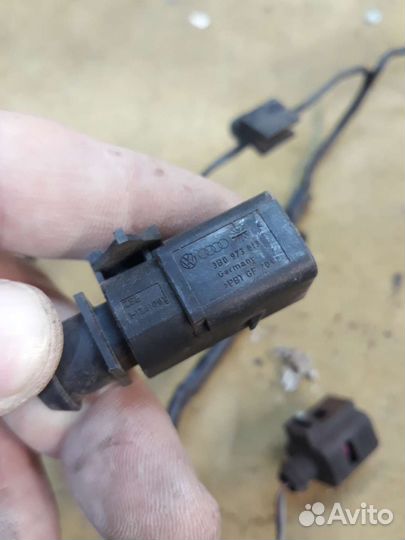 Пассат проводка подсветки номера Passat B6 05-10