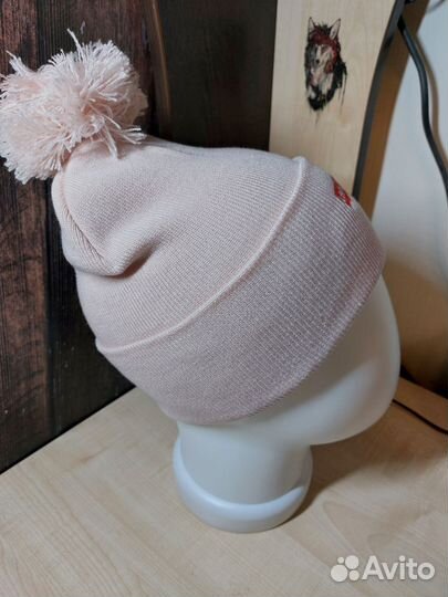 Шапка Levi's розовая