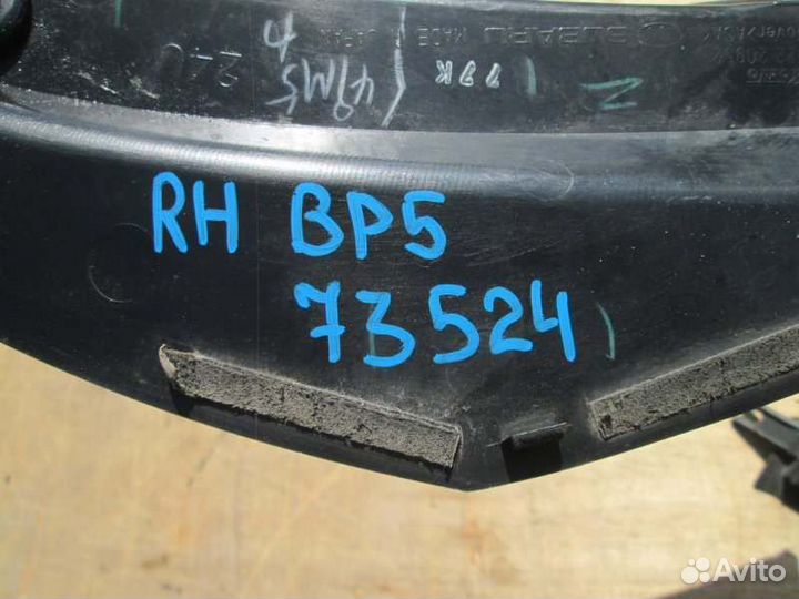 Накладка на стоп правая Subaru Legacy BP5 EJ204