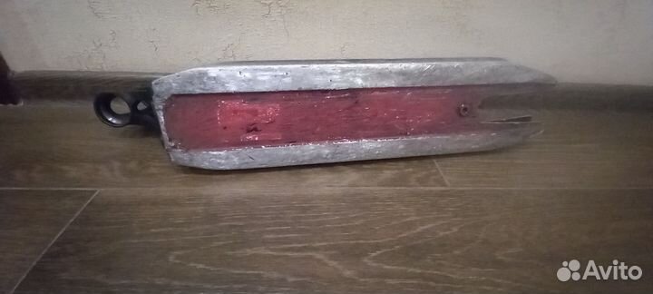 Доска на трюковой самокат