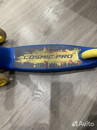 Детский трехколесный самокат