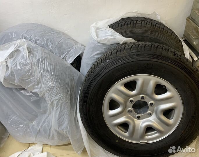 Dunlop Grandtrek AT30 245/75 R17 112