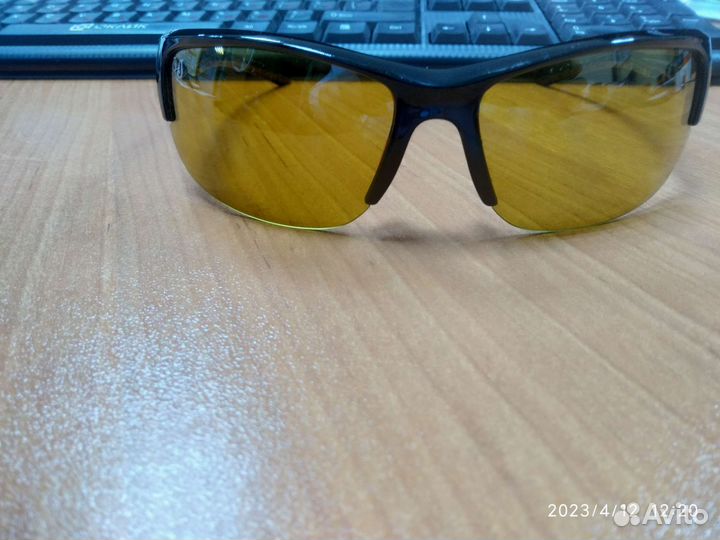 Солнцезащитные очки мужские