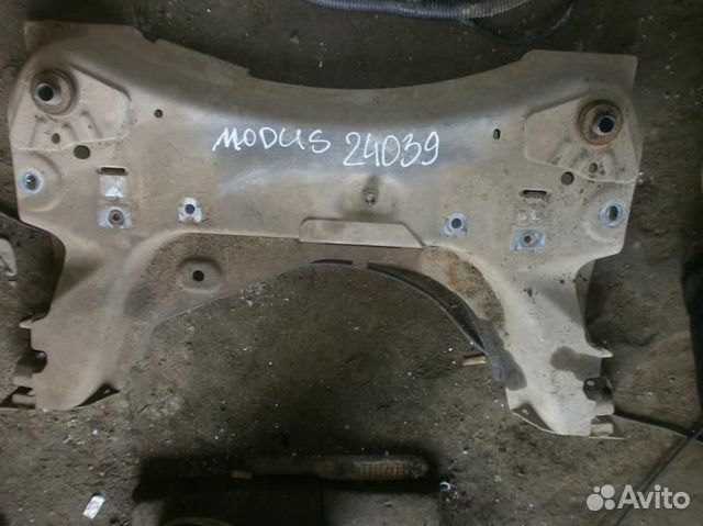 Подрамник Renault Modus