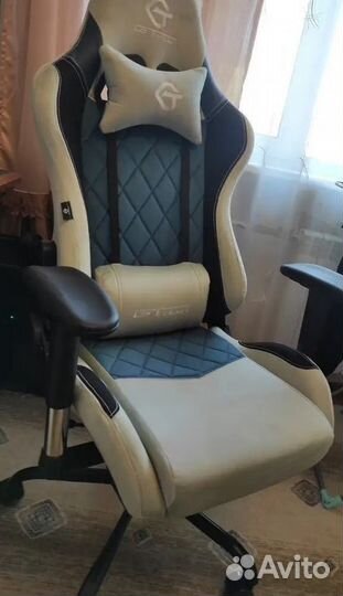 Компьютерное кресло офисное с функцией массажа