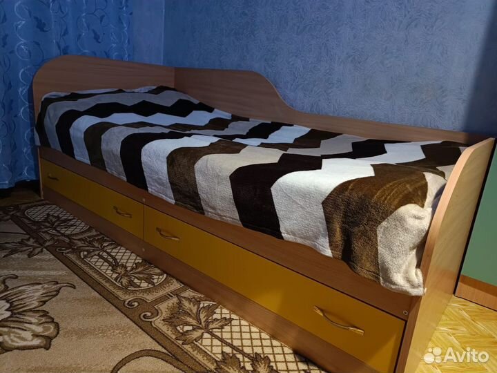 Детская кровать со шкафом