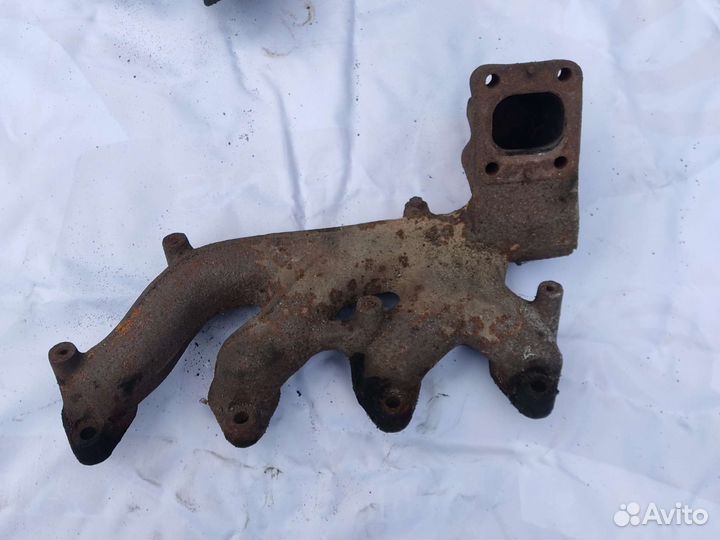 Выпускной коллектор Kia Sportage 1