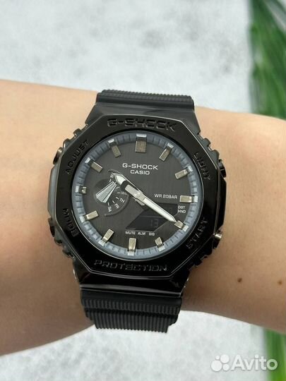 Часы Casio G-Shock GM-2100