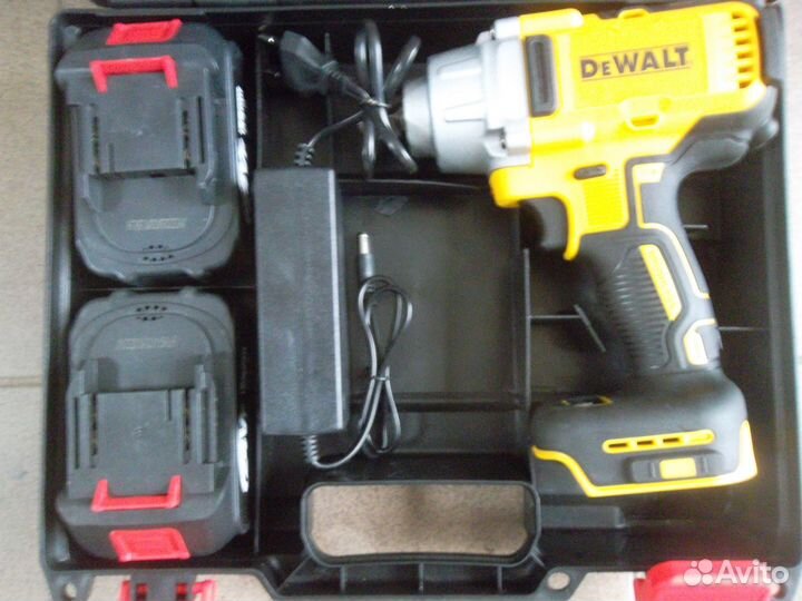 Аккумуляторный ударный гайковёрт