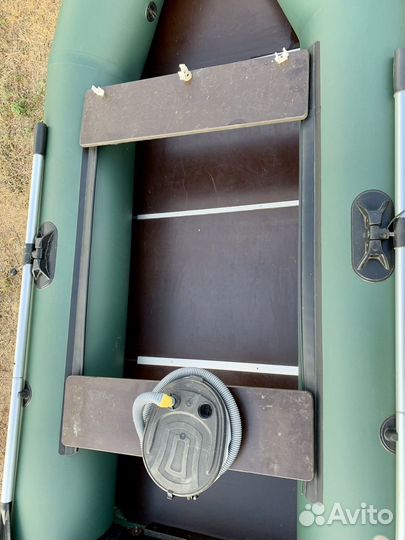 Лодка надувная двухместная под мотор Чирок 289К