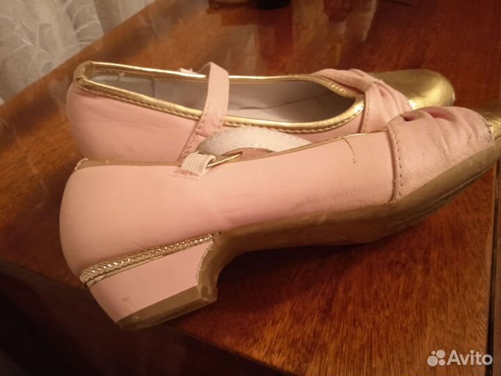 Туфли женские