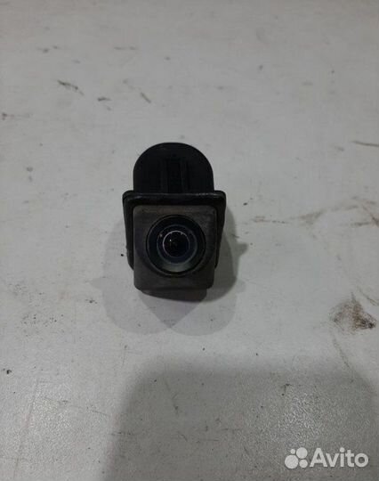 Камера вида задняя Bmw 7 F01 4.4 N63 2012