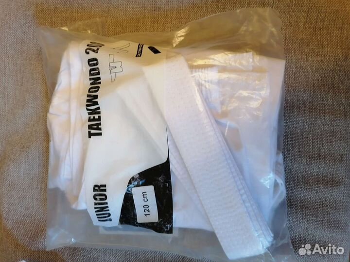 Костюм для тхэквондо